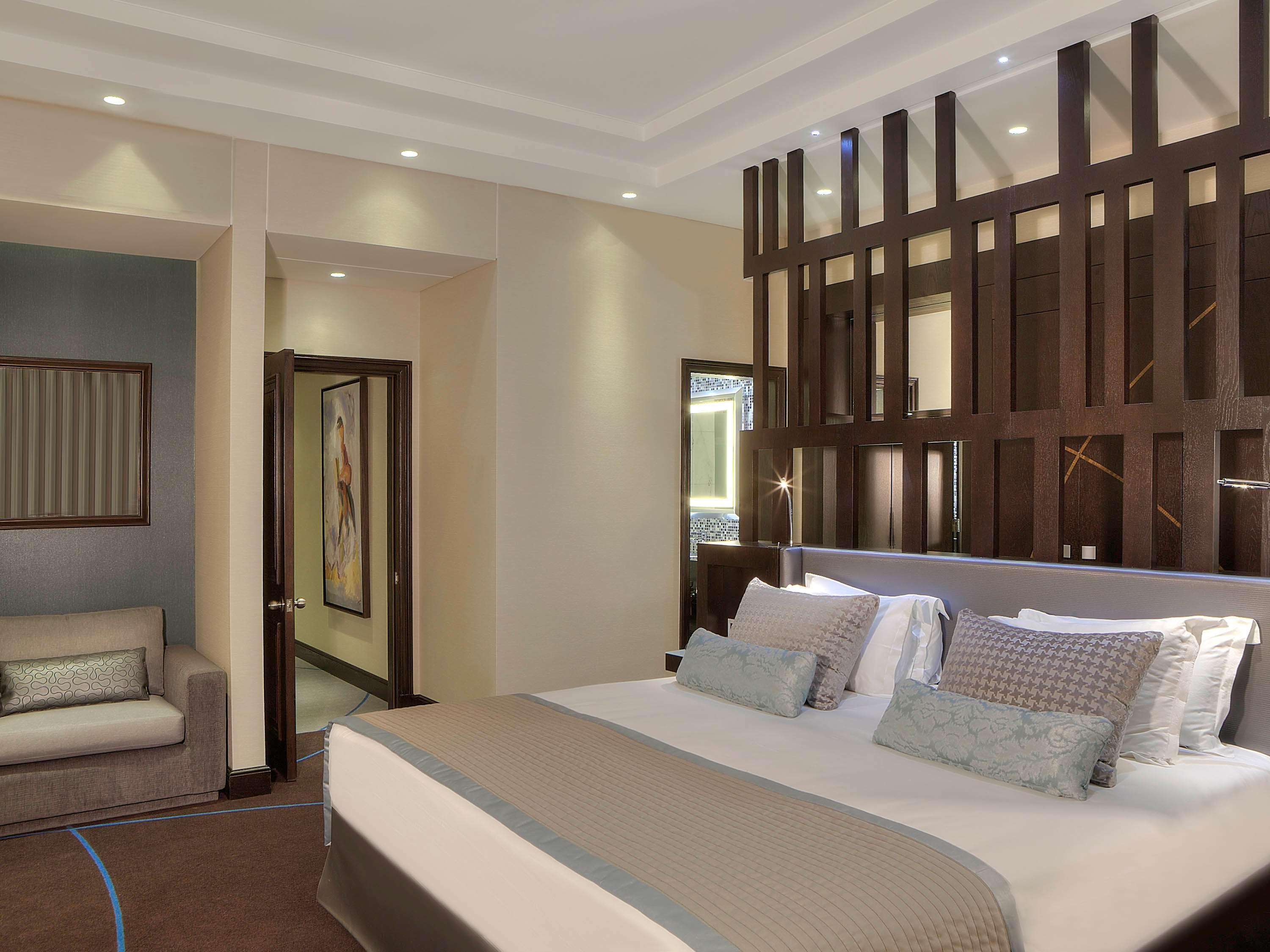 Hotel Sofitel Beirut Le Gabriel Esterno foto