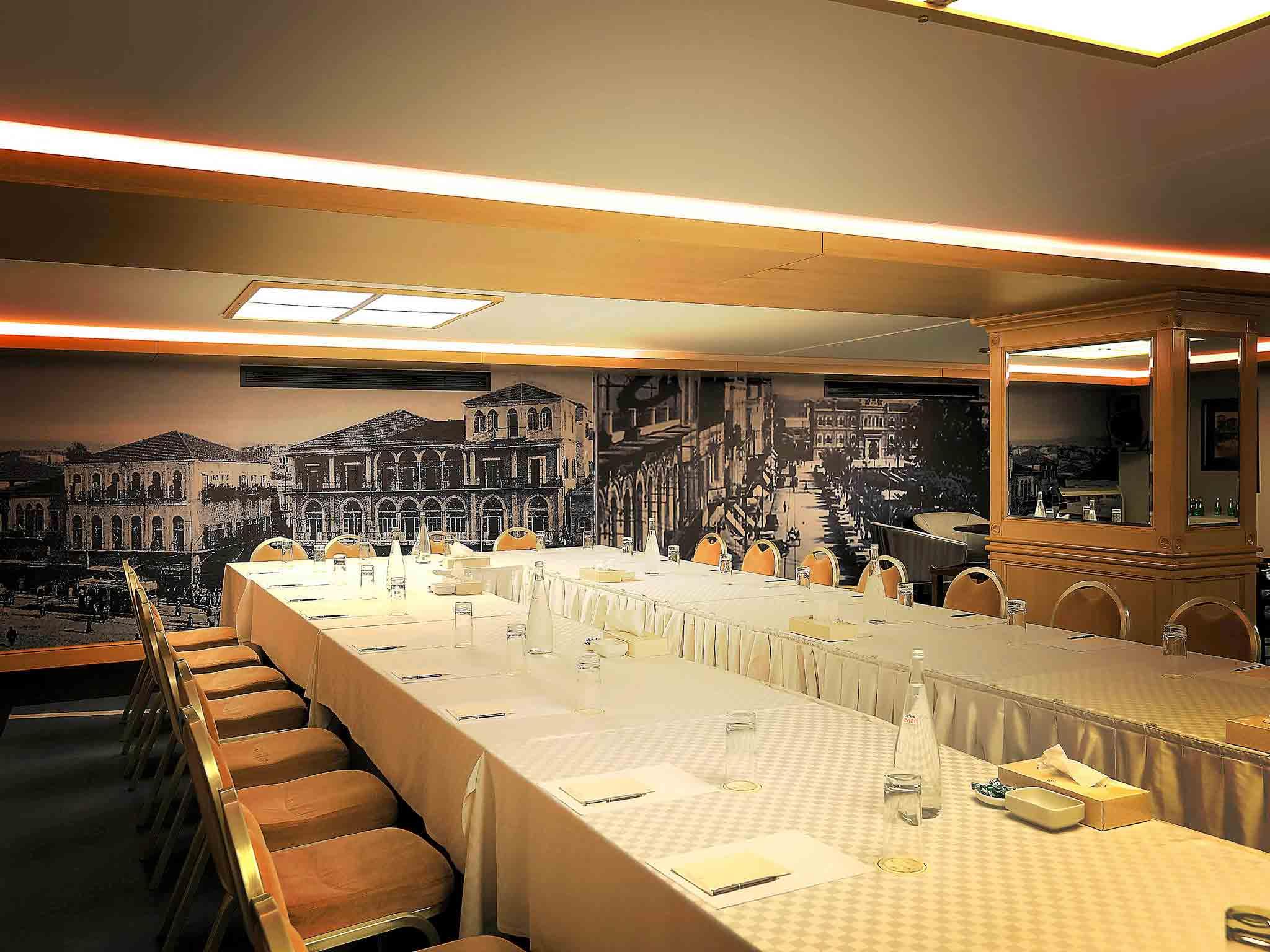 Hotel Sofitel Beirut Le Gabriel Esterno foto