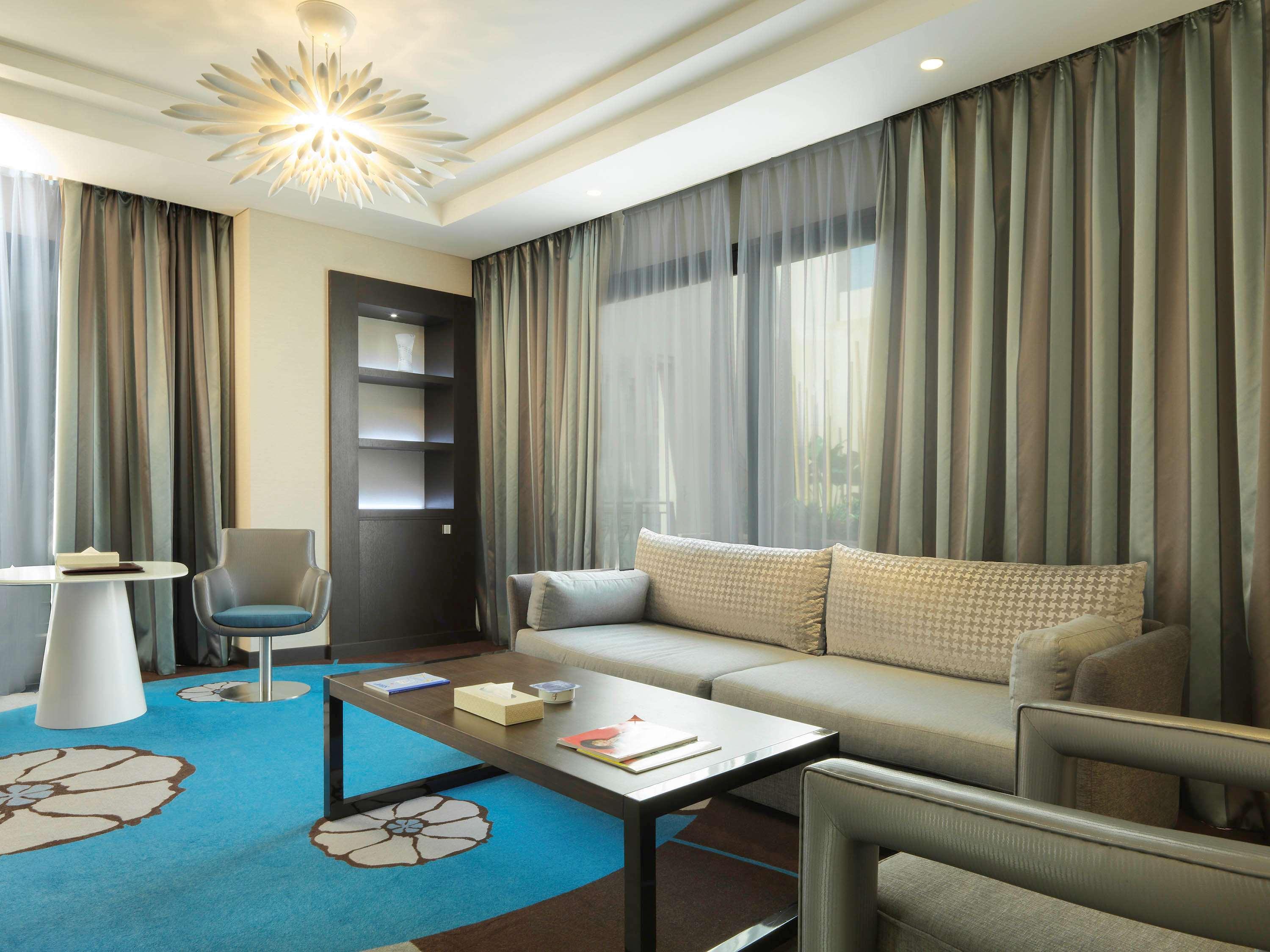 Hotel Sofitel Beirut Le Gabriel Esterno foto