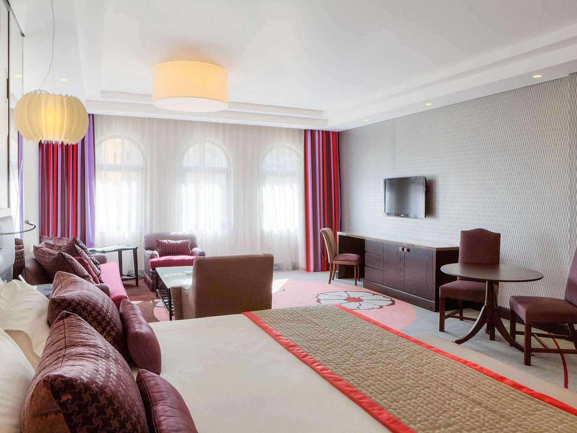 Hotel Sofitel Beirut Le Gabriel Esterno foto